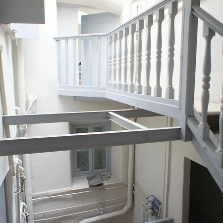 Apartman Ze Perfect Place - Superbe Vieux - Calme Et Climatise Nizza
