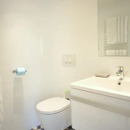 Ze Perfect Place - Superbe Vieux - Calme Et Climatise * Nice